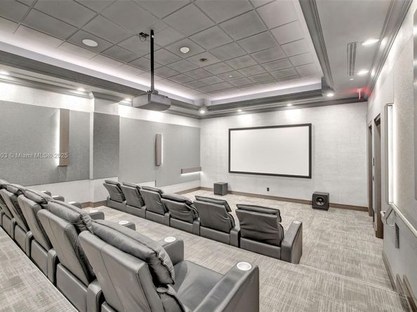 2000 Island Blvd 204, Aventura FL 33160