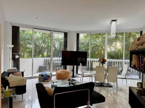 2000 Island Blvd 204, Aventura FL 33160