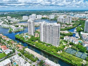 2000 Island Blvd 204, Aventura FL 33160