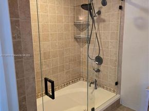 295 Jacaranda Dr 20, Plantation FL 33324