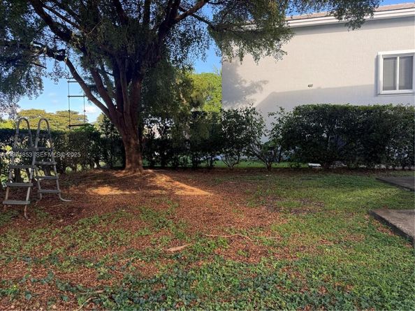 342 NE 31 Av, Homestead FL 33033