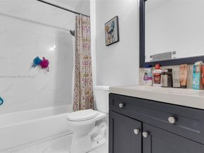 3327 NE 11th Dr, Homestead FL 33033