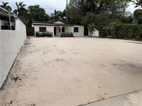 6790 SW 25th Ter, Miami FL 33155