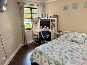 6377 NW 170th Ln, Hialeah FL 33015