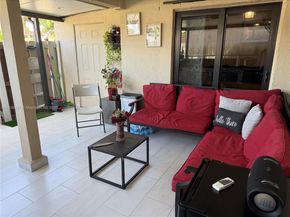 6377 NW 170th Ln, Hialeah FL 33015