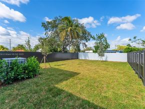 12387 SW 220th St, Miami FL 33170