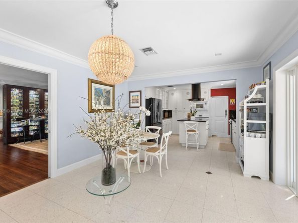 7720 SW 79th Ct, Miami FL 33143