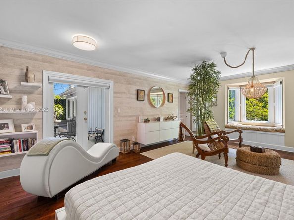 7720 SW 79th Ct, Miami FL 33143