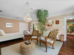 7720 SW 79th Ct, Miami FL 33143