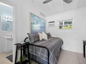 7720 SW 79th Ct, Miami FL 33143