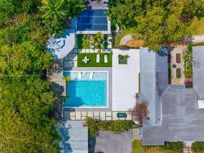 7720 SW 79th Ct, Miami FL 33143