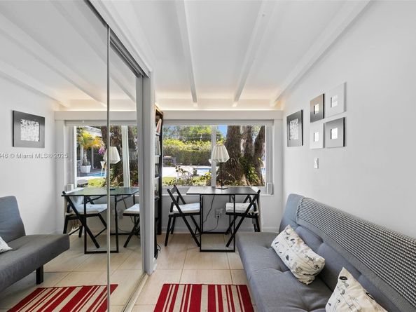 7720 SW 79th Ct, Miami FL 33143