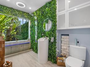 7720 SW 79th Ct, Miami FL 33143