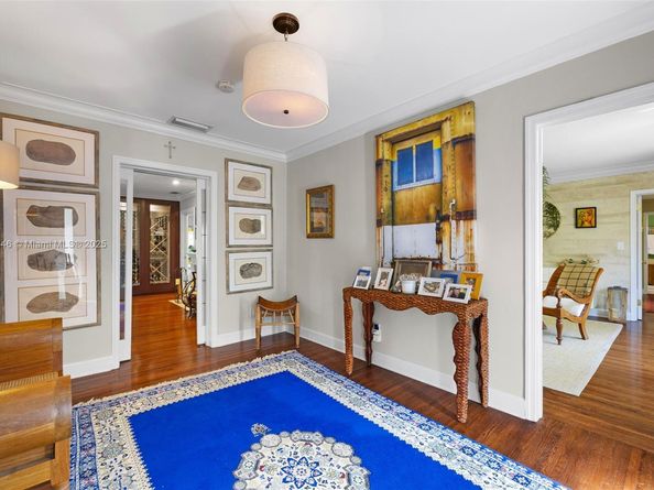 7720 SW 79th Ct, Miami FL 33143