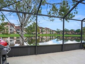 10717 NW 12th Mnr, Plantation FL 33322