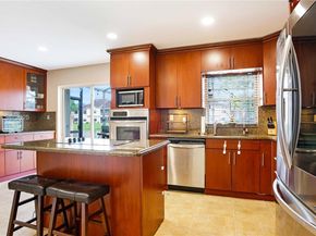 10717 NW 12th Mnr, Plantation FL 33322