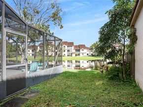 10717 NW 12th Mnr, Plantation FL 33322