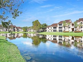 10717 NW 12th Mnr, Plantation FL 33322