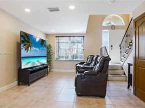 10717 NW 12th Mnr, Plantation FL 33322