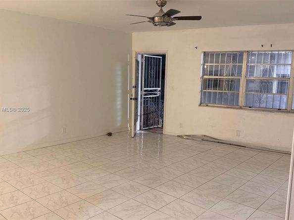 7712 Byron Ave 2, Miami Beach FL 33141