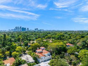 601 NE 56th St, Miami FL 33137