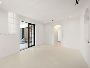 601 NE 56th St, Miami FL 33137