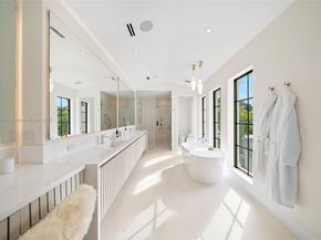 601 NE 56th St, Miami FL 33137