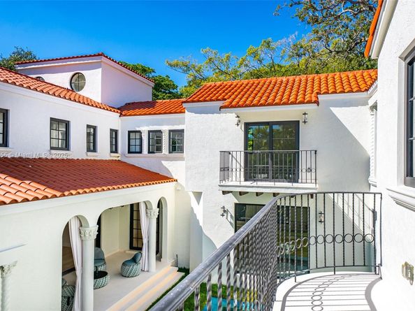 601 NE 56th St, Miami FL 33137