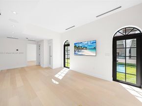 601 NE 56th St, Miami FL 33137