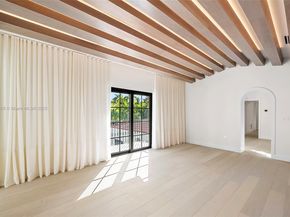 601 NE 56th St, Miami FL 33137