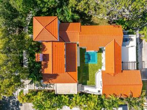 601 NE 56th St, Miami FL 33137