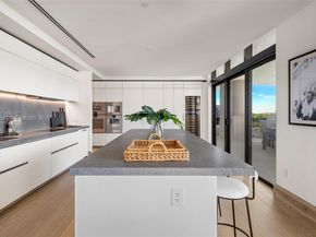 7061 Fisher Island Dr 7061, Miami Beach FL 33109