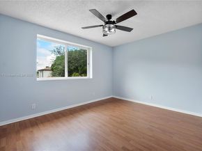 1018 NW 132nd Ave, Sunrise FL 33323