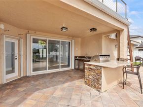 1018 NW 132nd Ave, Sunrise FL 33323