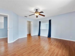 1018 NW 132nd Ave, Sunrise FL 33323