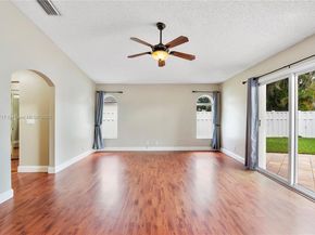 1018 NW 132nd Ave, Sunrise FL 33323