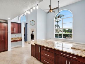 1018 NW 132nd Ave, Sunrise FL 33323