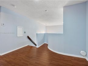 1018 NW 132nd Ave, Sunrise FL 33323