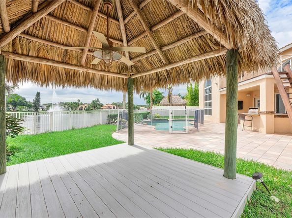 1018 NW 132nd Ave, Sunrise FL 33323