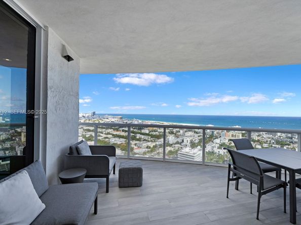 400 Alton Rd 3503, Miami Beach FL 33139