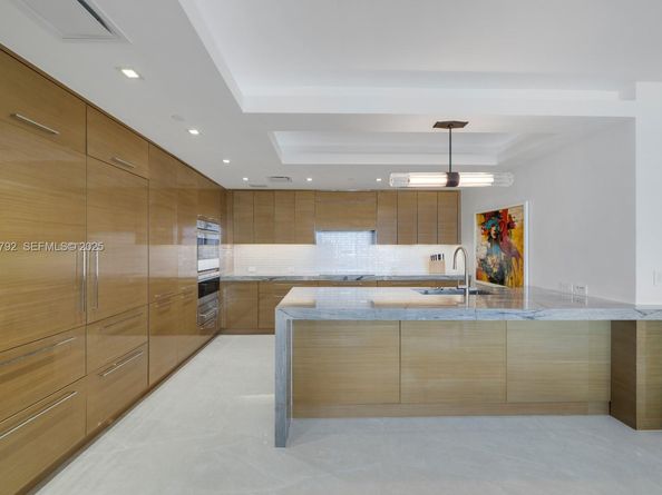 400 Alton Rd 3503, Miami Beach FL 33139