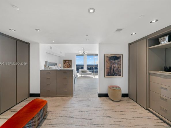 400 Alton Rd 3503, Miami Beach FL 33139