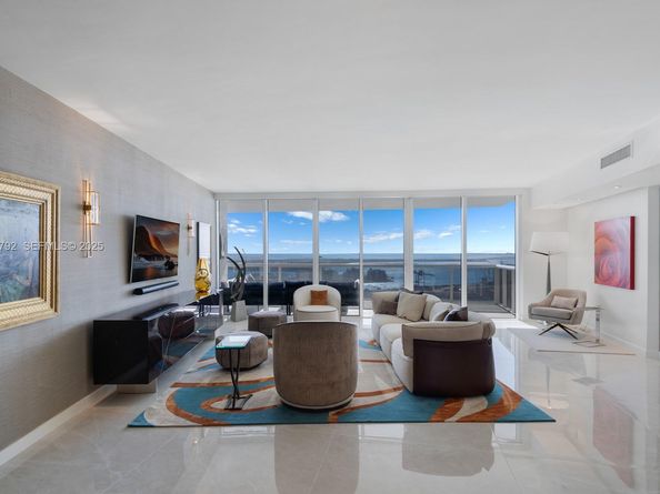 400 Alton Rd 3503, Miami Beach FL 33139