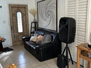 3303 NW 181st St, Miami Gardens FL 33056