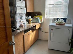 3303 NW 181st St, Miami Gardens FL 33056