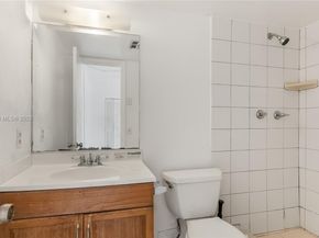 2309 SW 81st Ter 5, North Lauderdale FL 33068