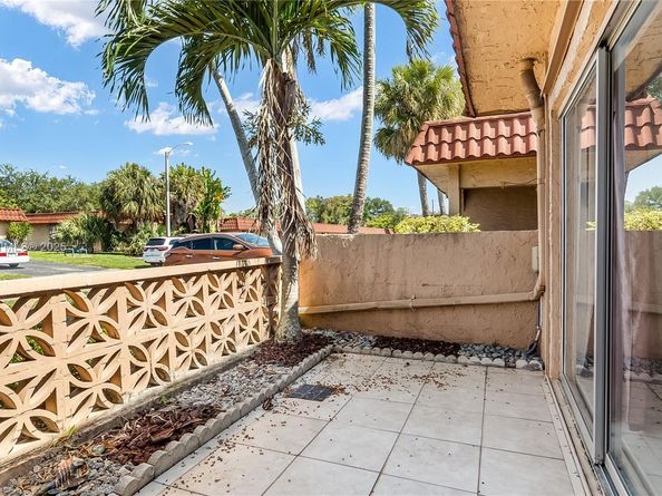 2309 SW 81st Ter 5, North Lauderdale FL 33068