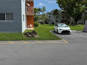 11301 SW 200th St 305A, Miami FL 33157