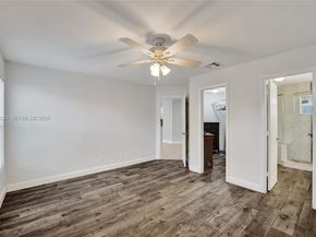 2702 Arborwood Rd, Davie FL 33328