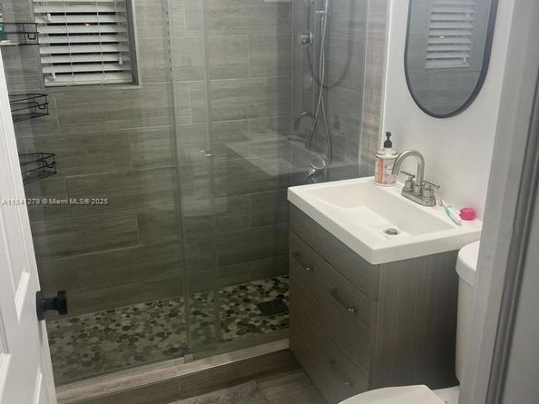 80 Carlisle Dr, Miami Springs FL 33166
